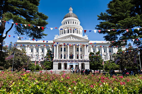 California Is About to Raise the Minimum Wage to $15 Per Hour