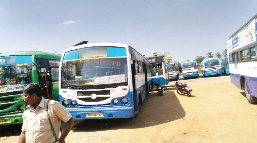 21 BMTC buses ferrying school students seized for flouting SC norms