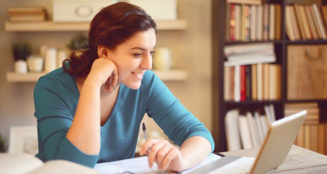 Synchronous Online Classes: 10 Tips for Engaging Students